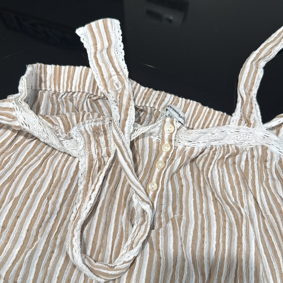 Striped Tan and White Sleeveless Top - Picture 2 of 2